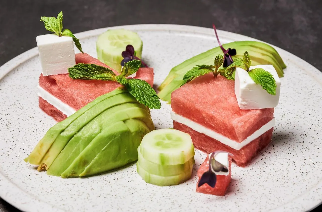 Hotel Movenpick Jumeirah Village Triangle Dubai