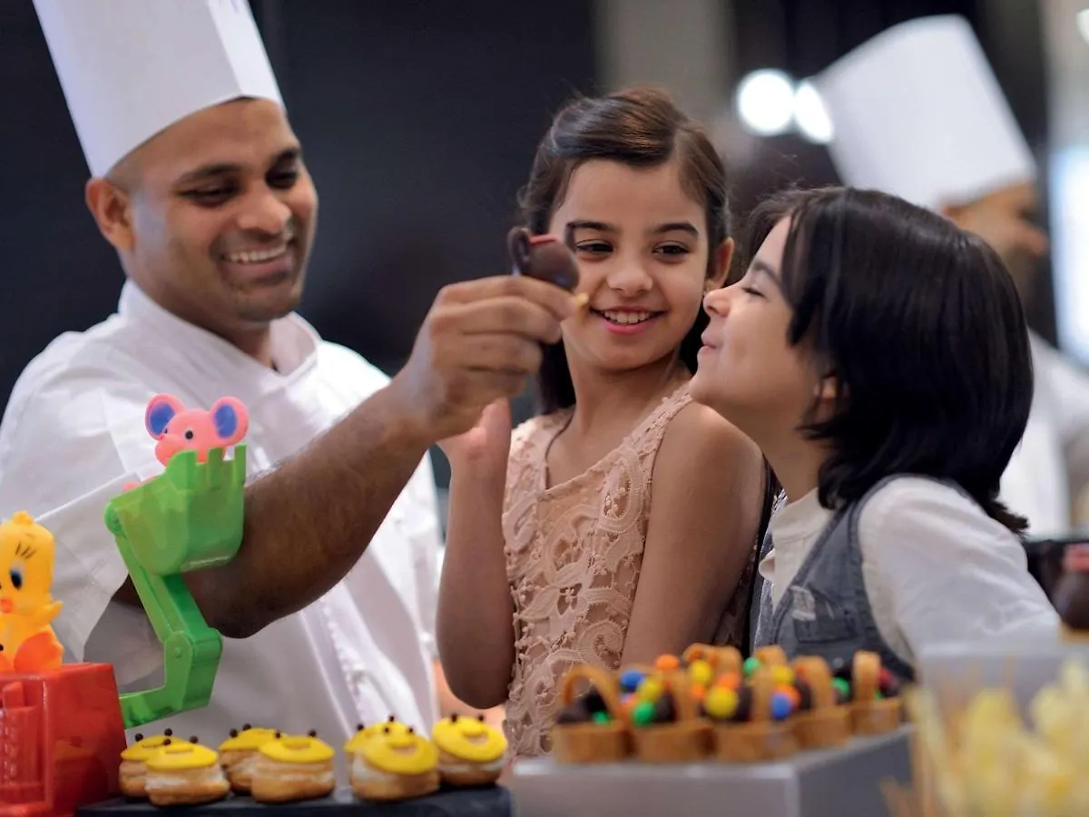 Movenpick Jumeirah Village Triangle Dubai 5*,