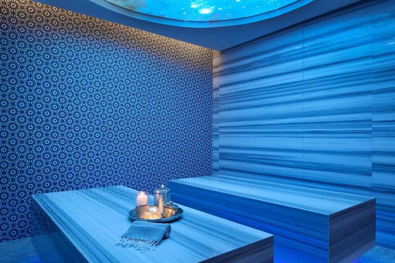 Movenpick Jumeirah Village Triangle Dubai 5*,