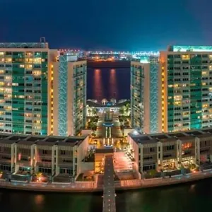 Luxury Private Sea View , Абу-Даби ОАЭ