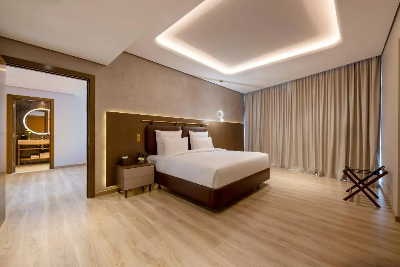 Movenpick Jumeirah Village Triangle دبي 5*,